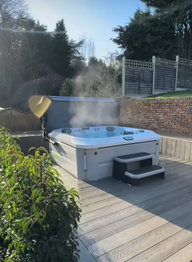 Chantal Cox's spa install